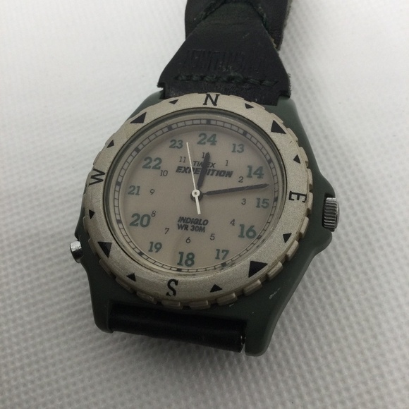 Timex Expedition Watch - Picture 2 of 8